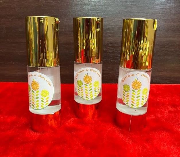 Derma C / Vitamin C serum- (Advanced hydrating cream to keep your skin bright and hydrated)