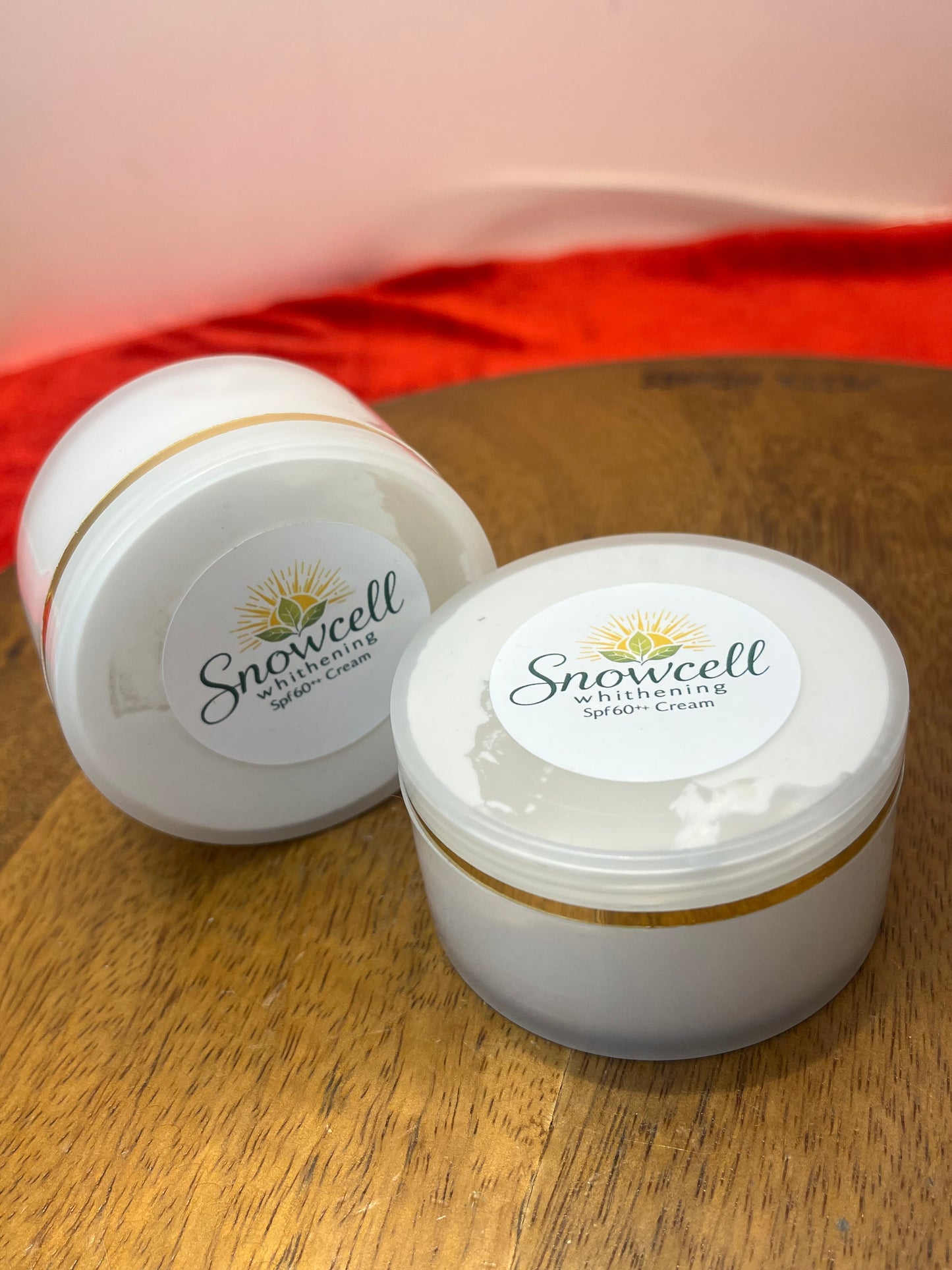 Snowcell whitening spf 60++ cream - Advanced sunscreen that protects the skin from UV rays and harmful blue light and other environmental stressors